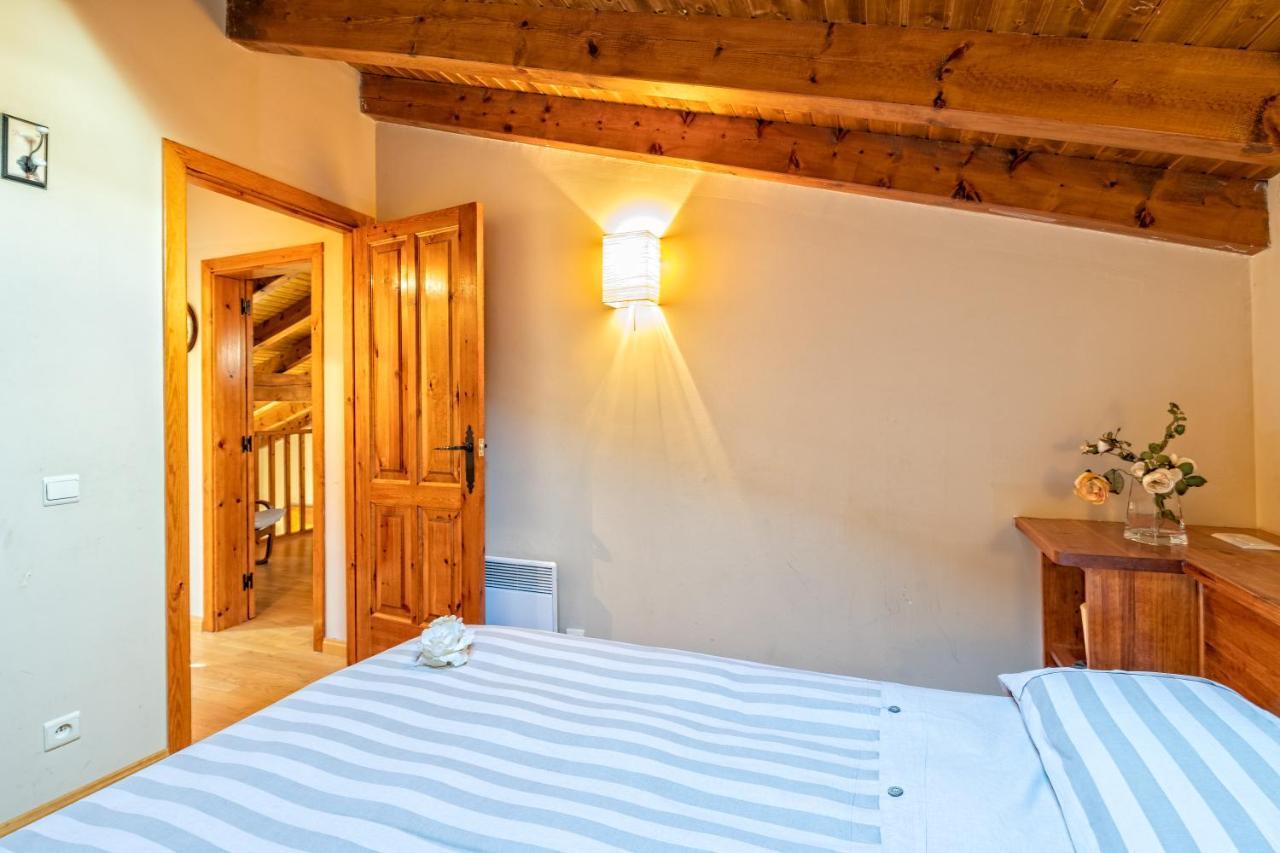 Casa Con Encanto En La Cerdana Francesa Hébergement de vacances *